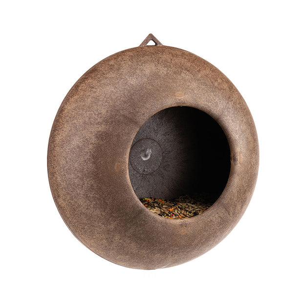 Outdoor feeder for wild birds